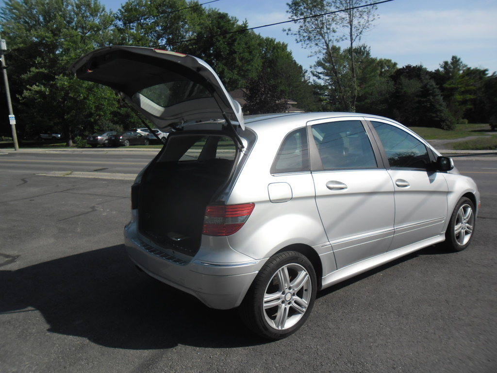 mb200-2011-001.jpg