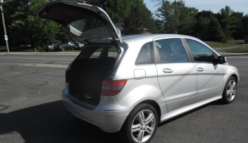 mb200-2011-001.jpg